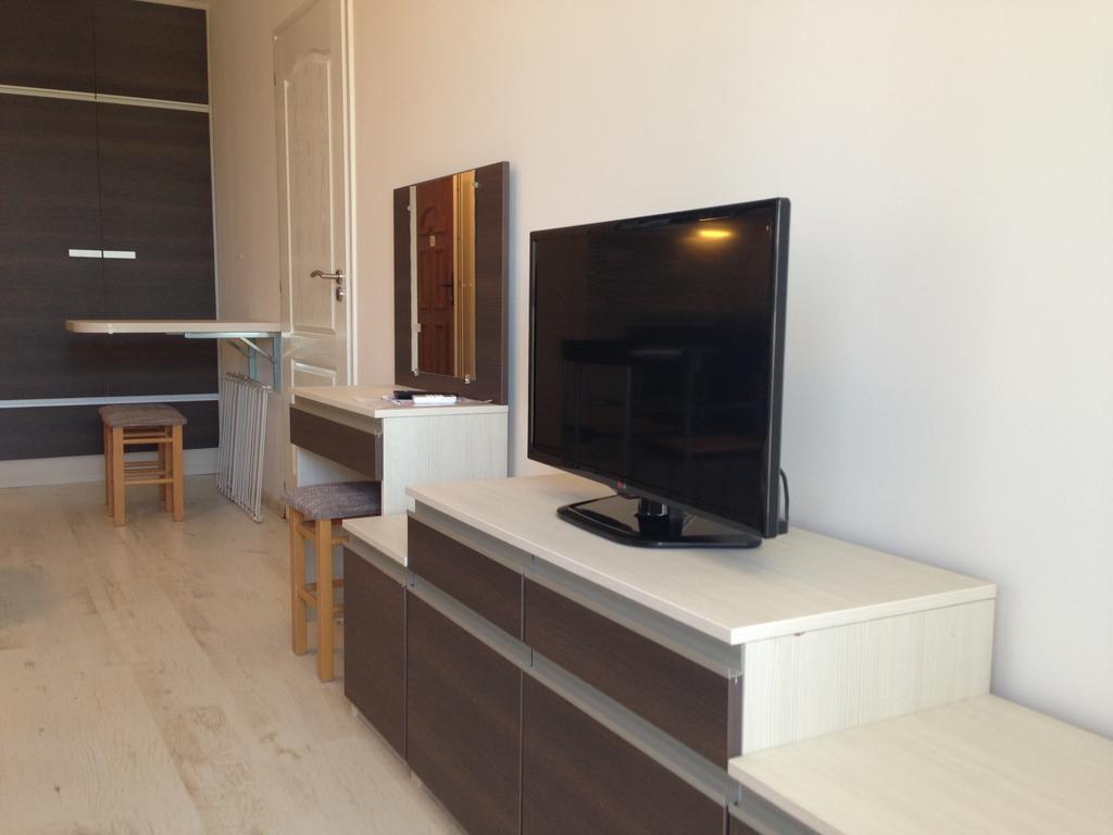 Lovagvar Apartments Jula Cameră foto