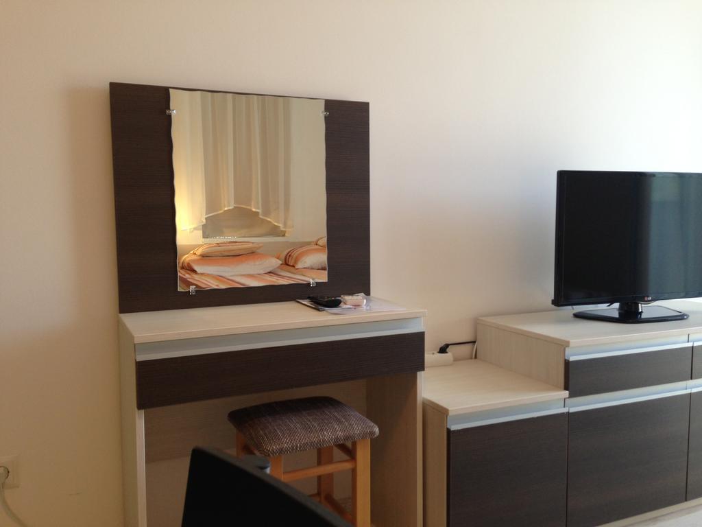 Lovagvar Apartments Jula Cameră foto