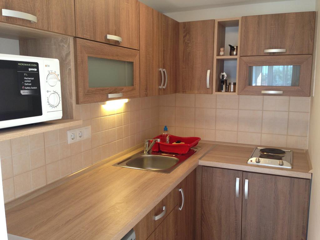 Lovagvar Apartments Jula Cameră foto